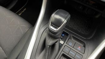 Toyota RAV4 VVT-I DESIGN