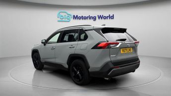 Toyota RAV4 VVT-I DESIGN