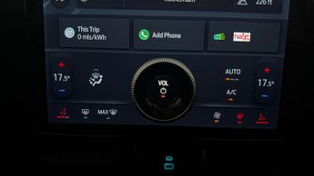 Ford Mustang Mach-E SELECT