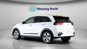 Kia Niro 4 PLUS