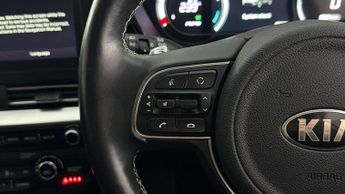 Kia Niro 4 PLUS