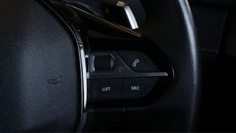 Peugeot 2008 PURETECH EAT8 S/S ALLURE