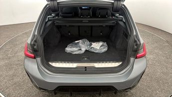 BMW 3 Series 330E M SPORT