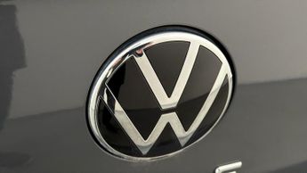 Volkswagen Golf R-LINE TDI DSG