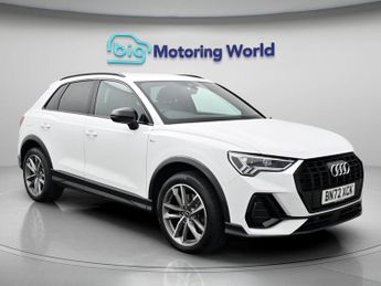 Audi Q3 TFSI E S LINE BLACK EDITION