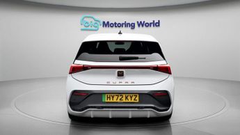 CUPRA Born V2