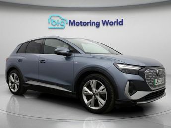 Audi Q4 e-tron S LINE