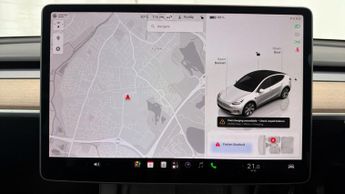 Tesla Model Y LONG RANGE AWD