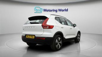 Volvo XC40 RECHARGE T4 PLUS