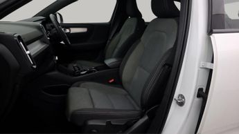 Volvo XC40 RECHARGE T4 PLUS