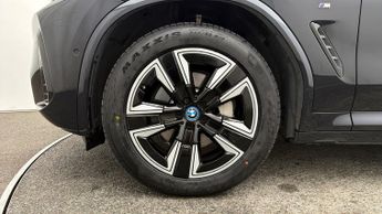 BMW iX3 M SPORT