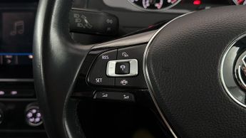 Volkswagen Golf SE TDI DSG