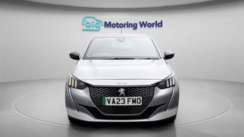 Peugeot E-208 GT