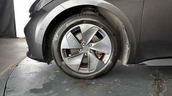 CUPRA Born V1