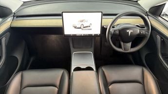 Tesla Model Y BASE