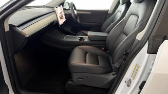 Tesla Model Y BASE