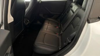 Tesla Model Y BASE