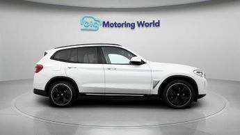 BMW iX3 PREMIER EDITION