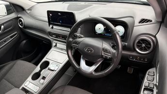 Hyundai KONA PREMIUM