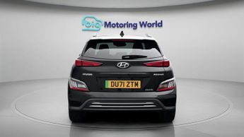 Hyundai KONA PREMIUM