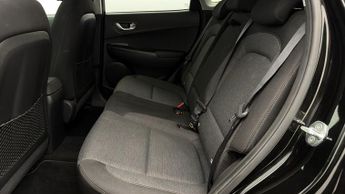 Hyundai KONA PREMIUM