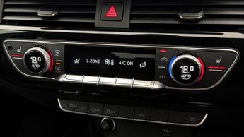 Audi A4 TFSI S LINE BLACK EDITION