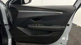 Renault Megane E-Tech LAUNCH EDITION
