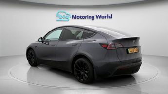 Tesla Model Y LONG RANGE AWD