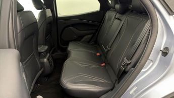 Ford Mustang Mach-E BASE