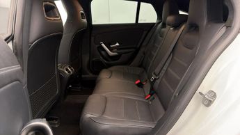 Mercedes-Benz CLA CLA 220 D AMG LINE EXECUTIVE