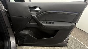 Renault Captur TECHNO E-TECH