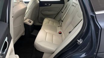 Volvo XC60 RECHARGE T6 CORE AWD