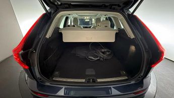 Volvo XC60 RECHARGE T6 CORE AWD