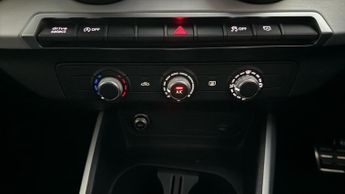 Audi Q2 TFSI S LINE