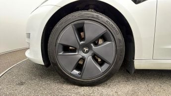 Tesla Model 3 LONG RANGE
