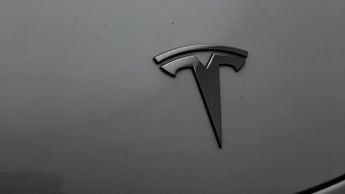 Tesla Model 3 LONG RANGE