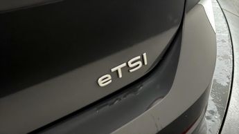 Volkswagen Golf R-LINE ETSI DSG