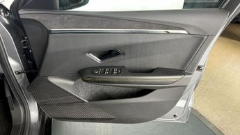 Renault Megane E-Tech TECHNOPLUS