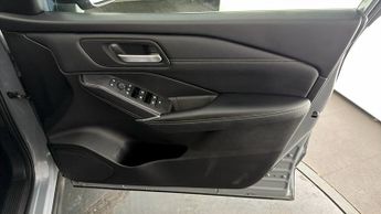 Nissan Qashqai DIG-T N-CONNECTA DCT