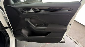 Volkswagen T-Roc BLACK EDITION TSI EVO DSG