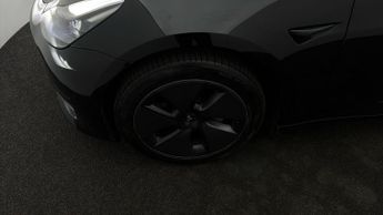 Tesla Model 3 MODEL 3