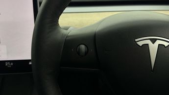 Tesla Model 3 MODEL 3