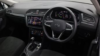Volkswagen Tiguan ELEGANCE TSI DSG