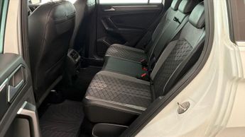 Volkswagen Tiguan R-LINE TSI DSG