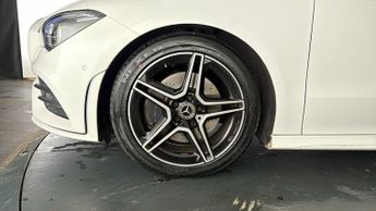 Mercedes-Benz CLA CLA 200 AMG LINE EXECUTIVE