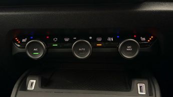 Citroen C4 PURETECH SHINE PLUS S/S EAT8