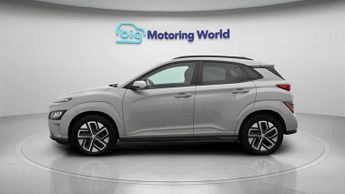 Hyundai KONA PREMIUM