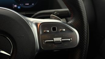 Mercedes-Benz EQA EQA 300 4MATIC AMG LINE
