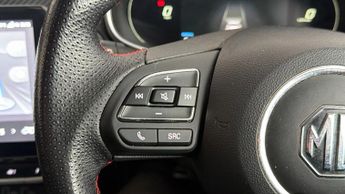 MG MG ZS TROPHY CONNECT