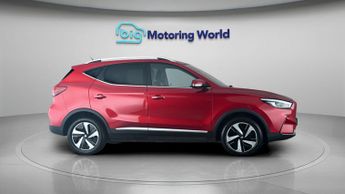 MG MG ZS TROPHY CONNECT
